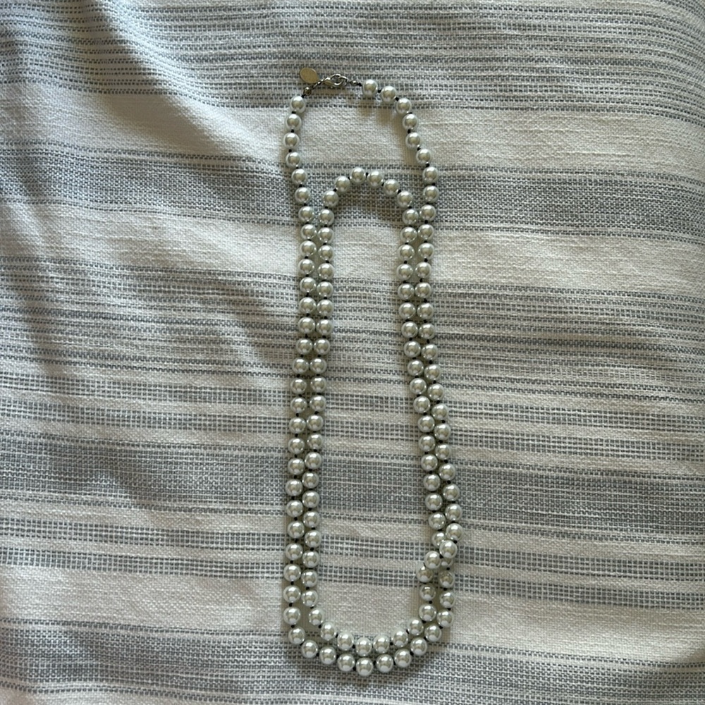 Pearl long necklace 🤍